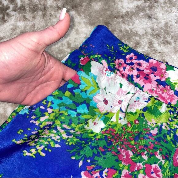 Francesca's / Alya brand blue skirt w pink & green floral pattern SZ M - Picture 8 of 9